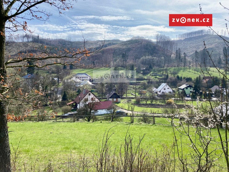 Stavební pozemek Rajnochovice vč. stav.povolení