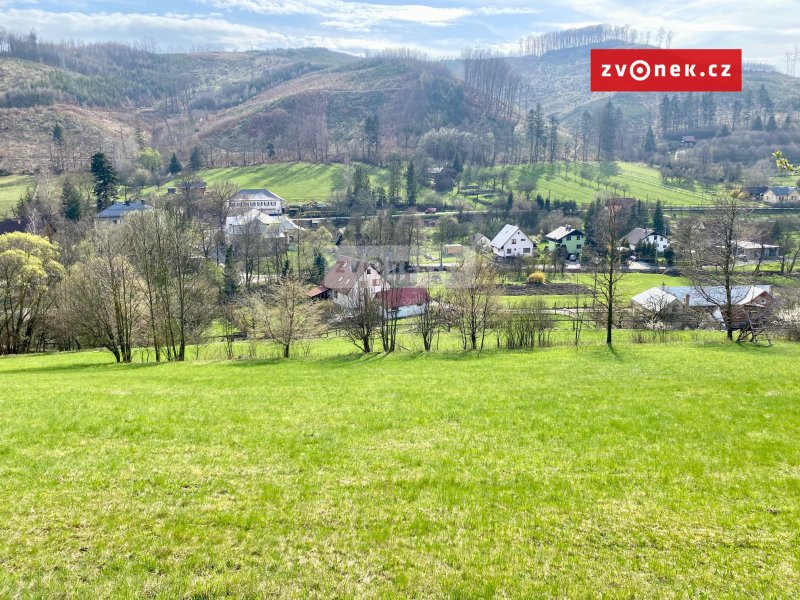 Stavební pozemek Rajnochovice vč. stav.povolení