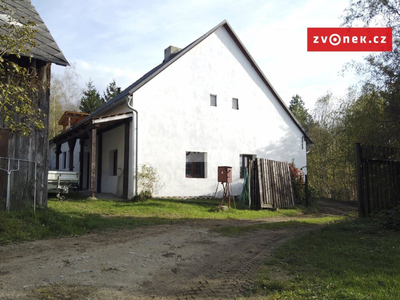 Zděný dům na prodej – výjimečná příležitost v oblasti České Kanady!