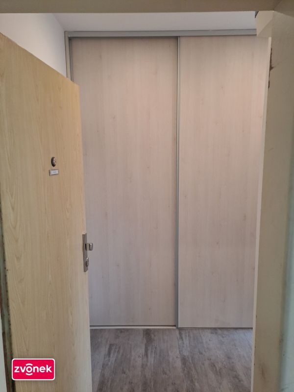 Pronájem bytu 2+1 53 m², Padělky - Zlín