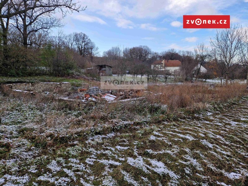 Prodej pozemku ve Velké nad Veličkou.