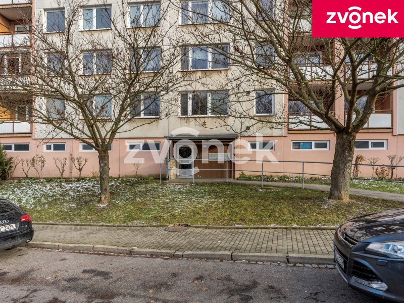 Velký byt 4+1 Zlín- Křiby, 99m2