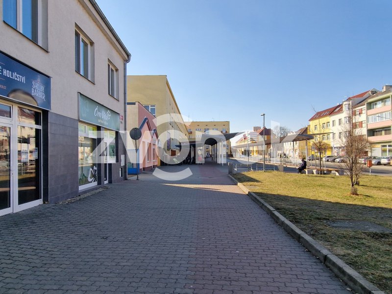 Barber, kancelář, služby, obchod 43 m2, Veselí nad Moravou