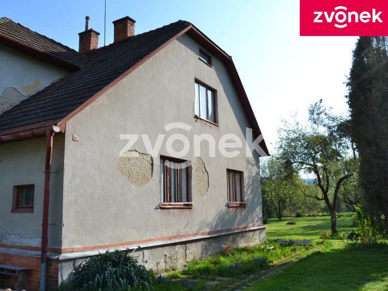 Rodinný dům se zahradou v Pržně