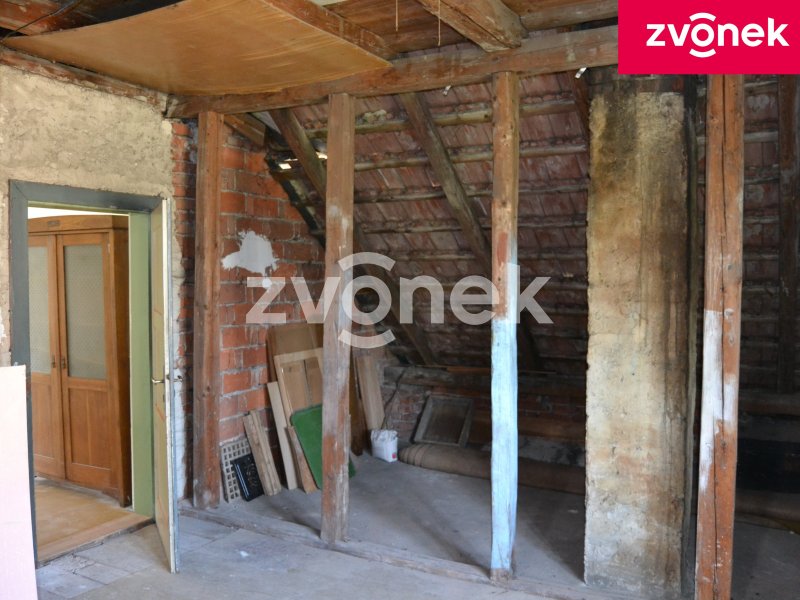 Rodinný dům se zahradou v Pržně