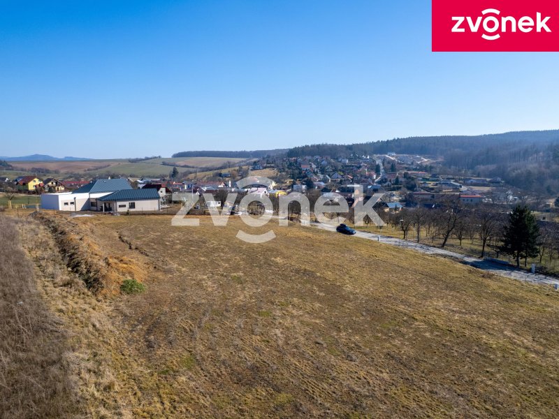 Stavební pozemek, zasíťovaný, Racková u Zlína