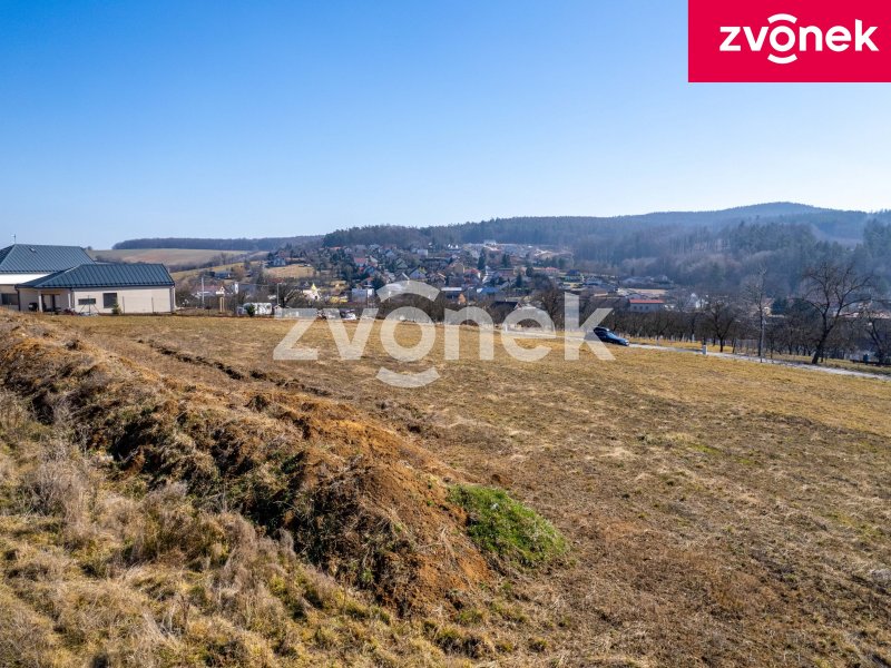 Stavební pozemek, zasíťovaný, Racková u Zlína