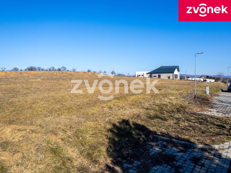 Stavební pozemek, zasíťovaný, Racková u Zlína