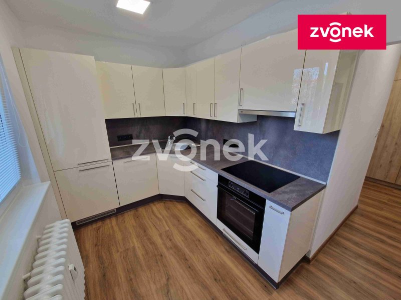 Pronájem bytu 3+1 po kompletní rekonstrukci v blízkosti centra Uh.Hradiště.
