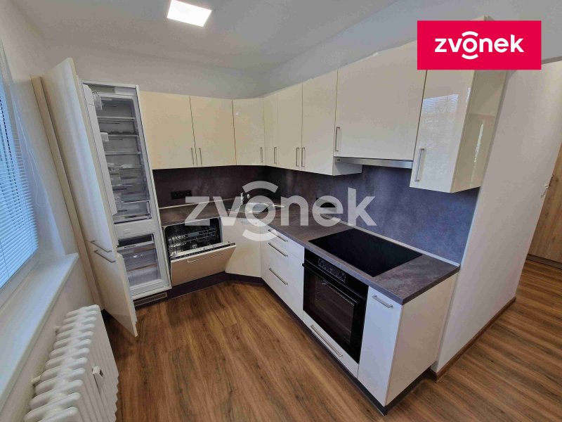 Pronájem bytu 3+1 po kompletní rekonstrukci v blízkosti centra Uh.Hradiště.