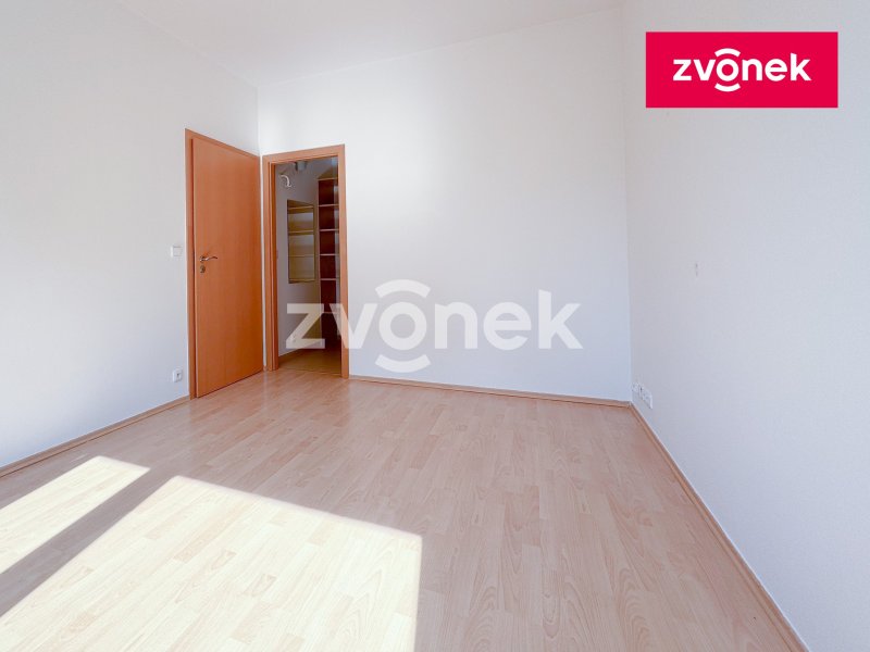 2+kk Zlín - Kúty, terasa, garážové stání, ihned