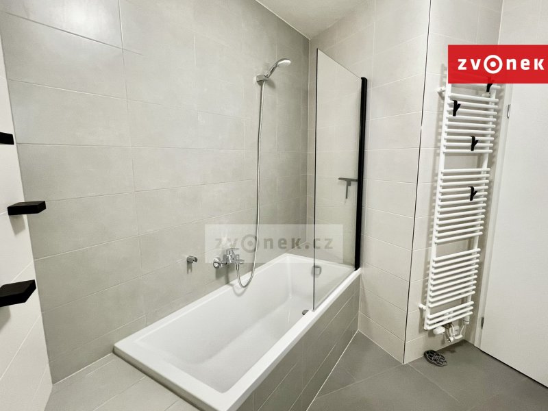 Exkluzivní byt 2+kk s terasou, garážové stání, Malenovice