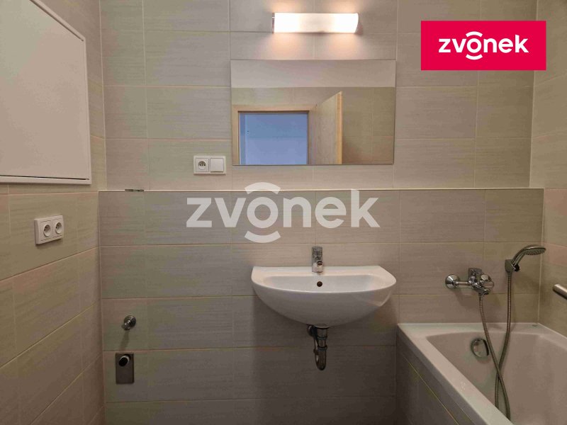 Pronájem bytu 1+kk na Zahrádkách - Nové Štěpnice
