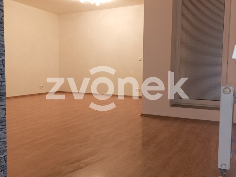 2+kk Podlesí, od června