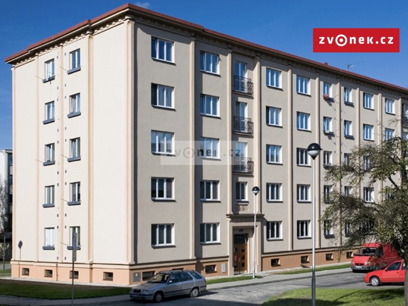 Pronájem bytu 3+1 s garáží v centru Zlína, Benešovo nábřeží