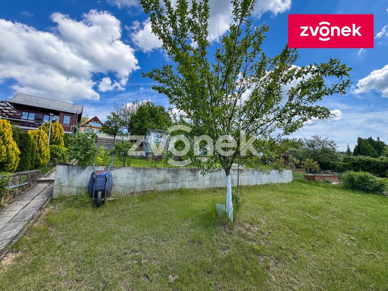 Chata Zlín - Malenovice, velká zahrada 367 m2, skleník
