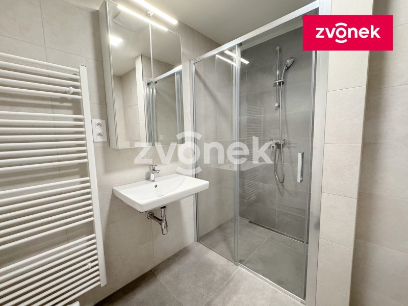 2+kk Zlín - Tyršovo nábřeží, garážové stání