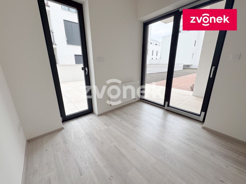 2+kk Zlín - Tyršovo nábřeží, garážové stání