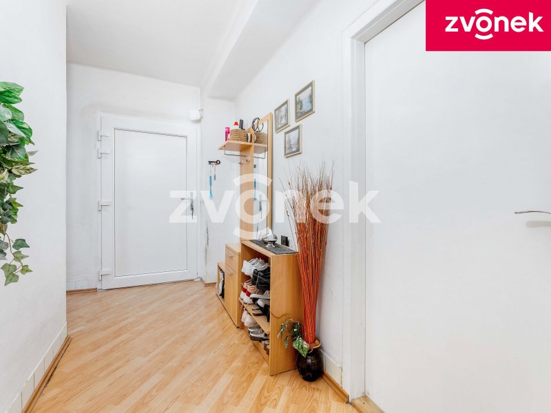 Rodinný dům Břest se zahradou a garážovým stáním