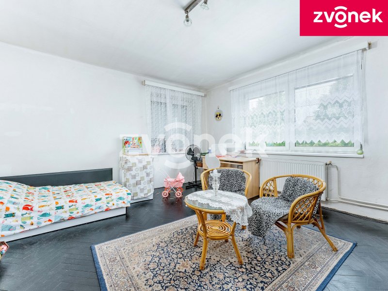 Rodinný dům Břest se zahradou a garážovým stáním