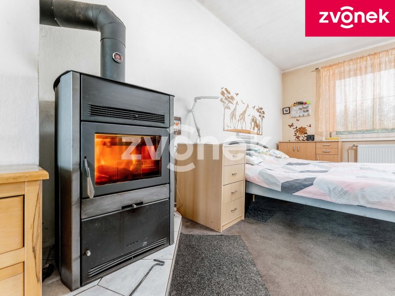 Rodinný dům Břest se zahradou a garážovým stáním