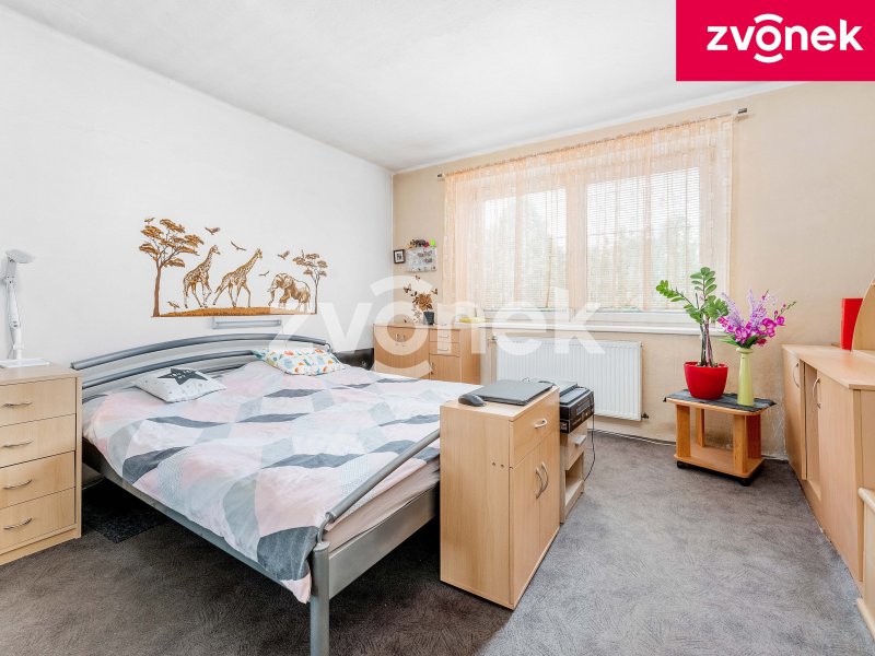 Rodinný dům Břest se zahradou a garážovým stáním