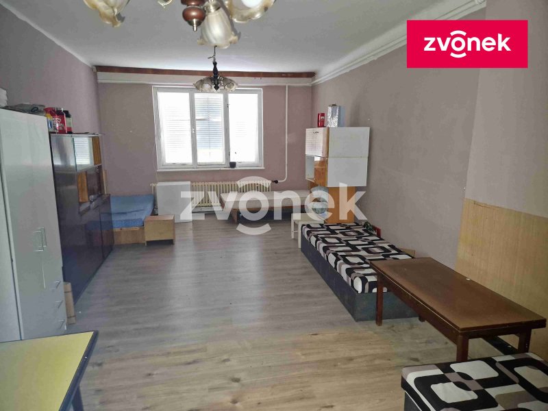 Prodej domu 6+2 v Uh. Ostrohu.