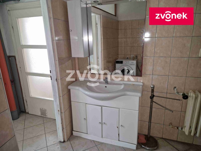Prodej domu 6+2 v Uh. Ostrohu.