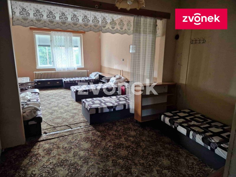 Prodej domu 6+2 v Uh. Ostrohu.