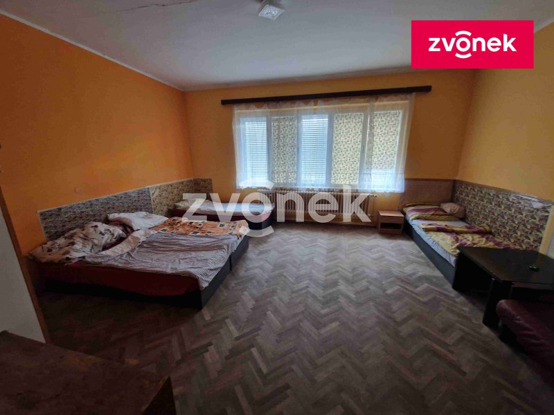 Prodej domu 6+2 v Uh. Ostrohu.