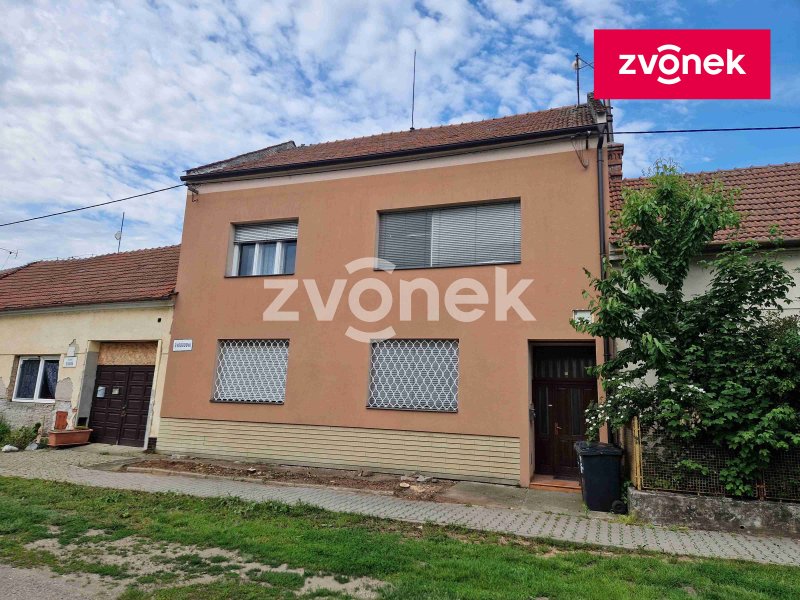 Prodej domu 6+2 v Uh. Ostrohu.