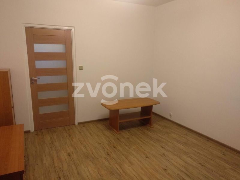 Pronájem bytu 2+1 s balkonem, Napajedla