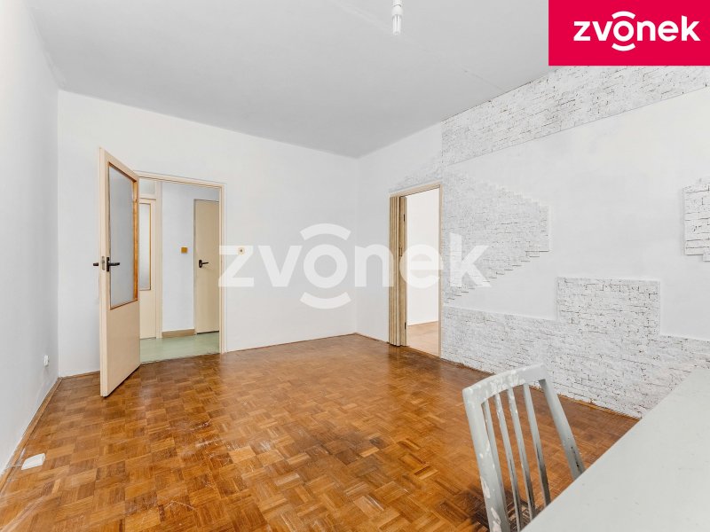 Prostorný byt s balkonem 3+1, Zlín - Malenovice, Chelčického