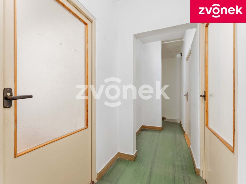 Prostorný byt s balkonem 3+1, Zlín - Malenovice, Chelčického