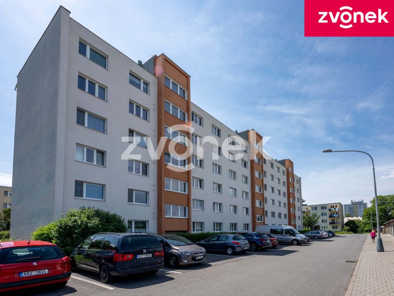 Prostorný byt s balkonem 3+1, Zlín - Malenovice, Chelčického