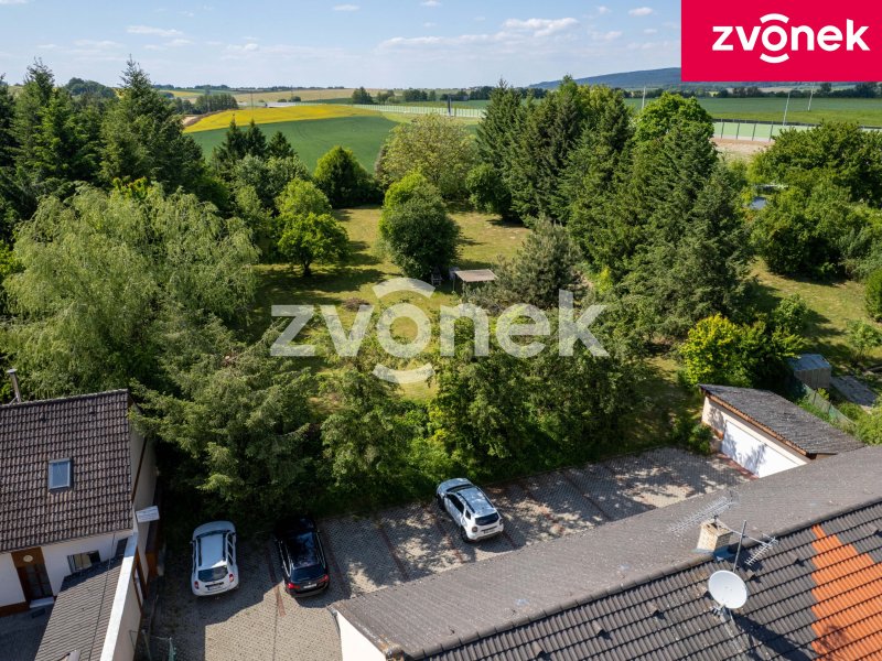 Investiční příležitost ve Fryštáku: Penzion a rozsáhlý stavební pozemek celkově s téměř 4200 m² na klidném místě!