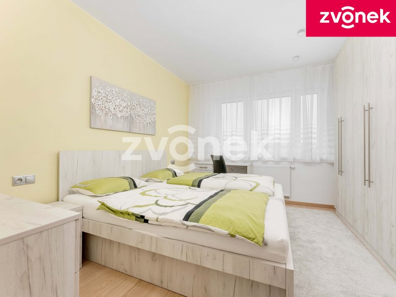 Prodej nadstandardního bytu 4+kk s terasou a parkovacím stáním