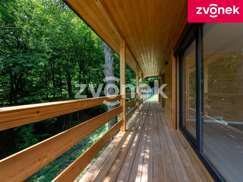 Prodej moderní novostavby dřevostavby v Kašavě
