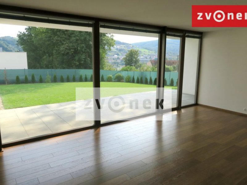 Luxusní vila Zlín - Příluky, velká zahrada, garáž