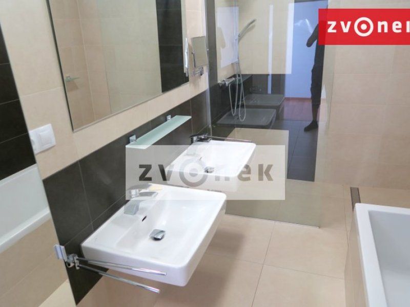 Luxusní vila Zlín - Příluky, velká zahrada, garáž