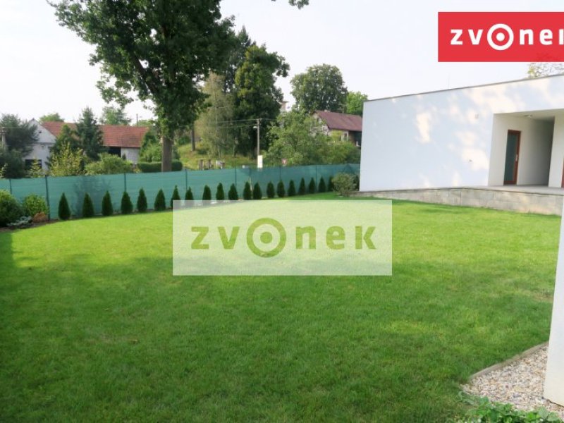 Luxusní vila Zlín - Příluky, velká zahrada, garáž