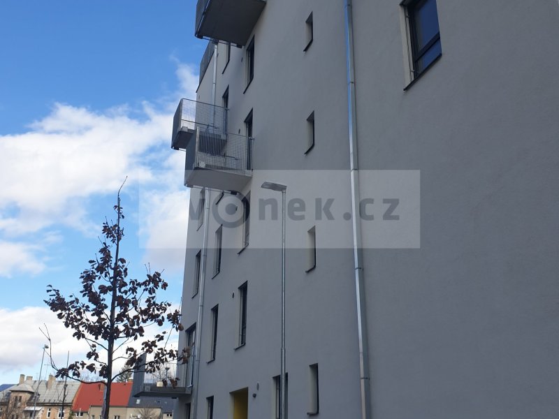 Nový byt 2+kk Olomouc, E.Hamburgera, s balkonem a garážovým stáním, od 1.8.2025