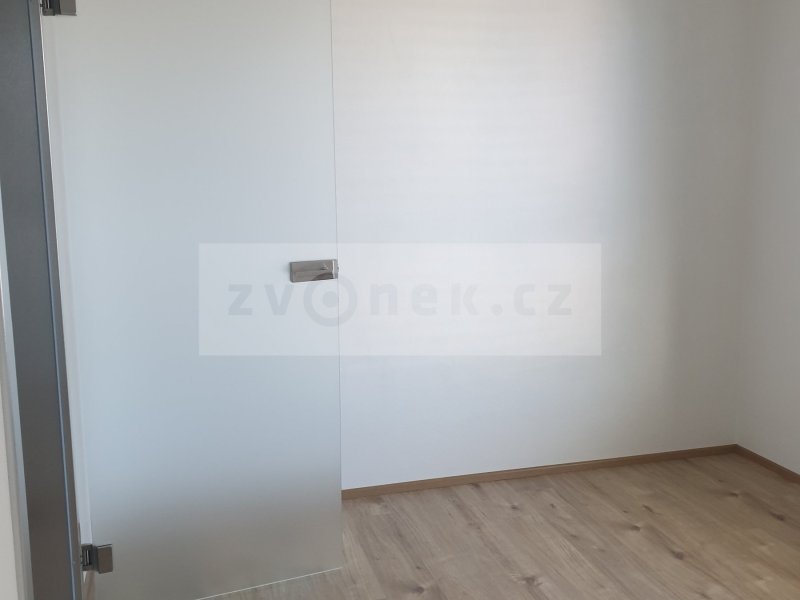 Nový byt 2+kk Olomouc, E.Hamburgera, s balkonem a garážovým stáním, od 1.8.2025