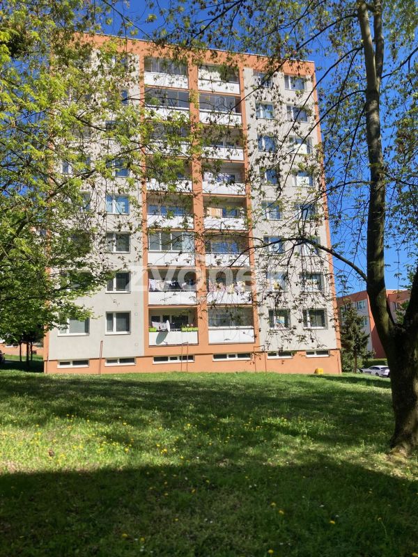 Luxusní, kompletně vybavený byt 3+1 po rekonstrukci, Budovatelská, Zlín – PRVNÍ NÁJEMCE