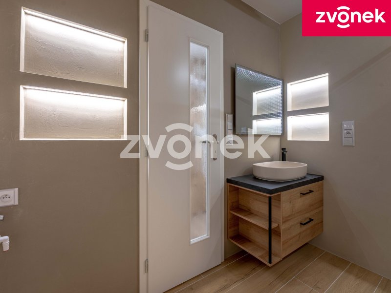Nadstandardní 1+kk, balkon, TOP nabídka!