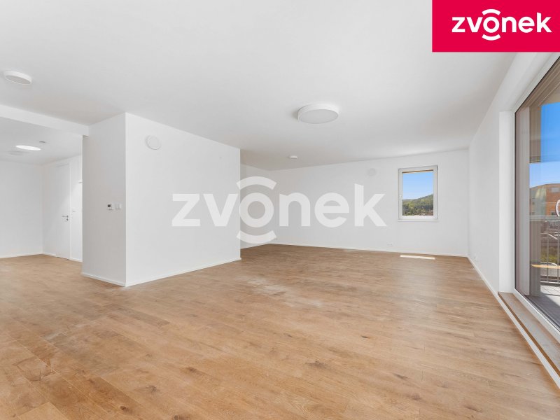 Exkluzivní byt 3+kk s terasou 30 m² a západním výhledem