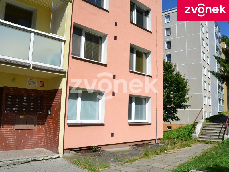 Pronájem 2+1 Vsetín - Sychrov