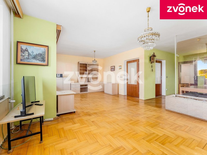 Řadový dům s garáží a výhledem, Zlín - Nad Vývozem