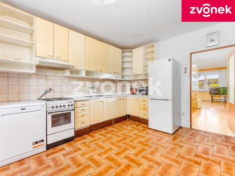 Řadový dům s garáží a výhledem, Zlín - Nad Vývozem