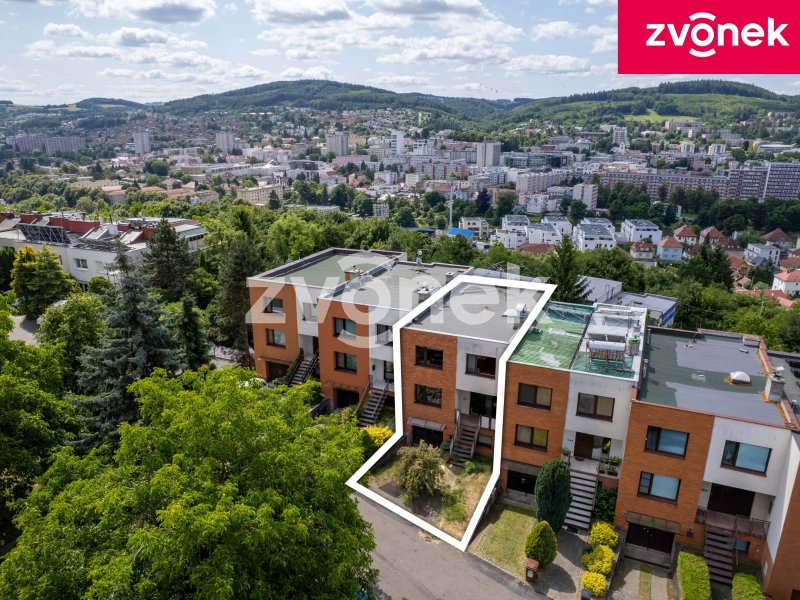 Řadový dům s garáží a výhledem, Zlín - Nad Vývozem